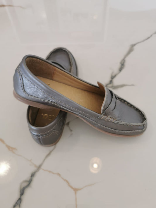 Pewter Moccasin